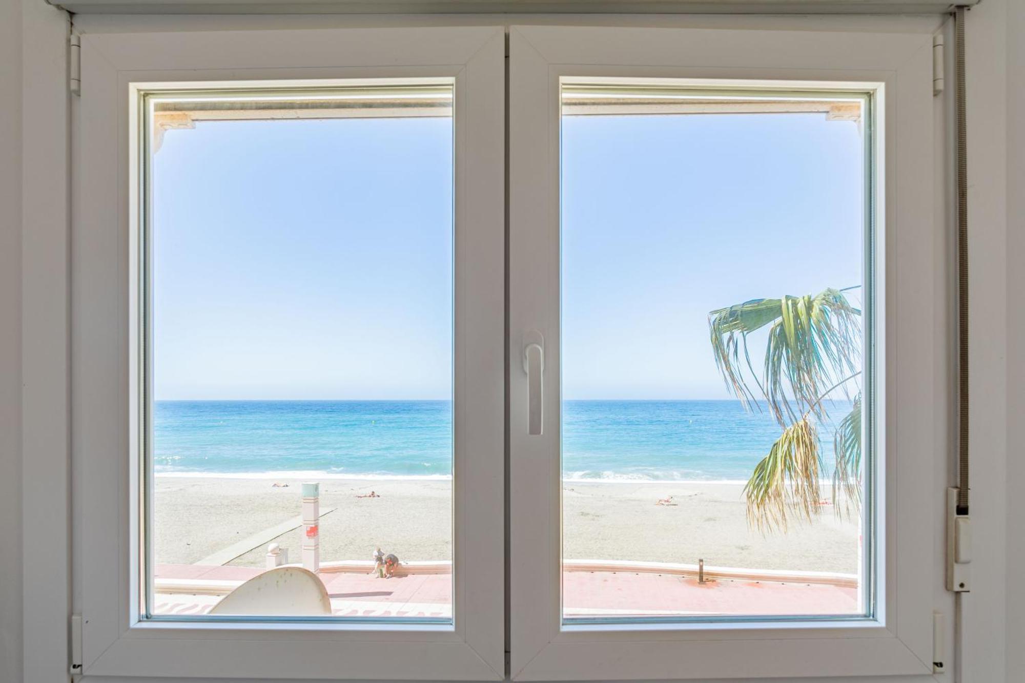 Trendyhomes Zapillo Beach - Primera Linea De Playa Almeria Ngoại thất bức ảnh